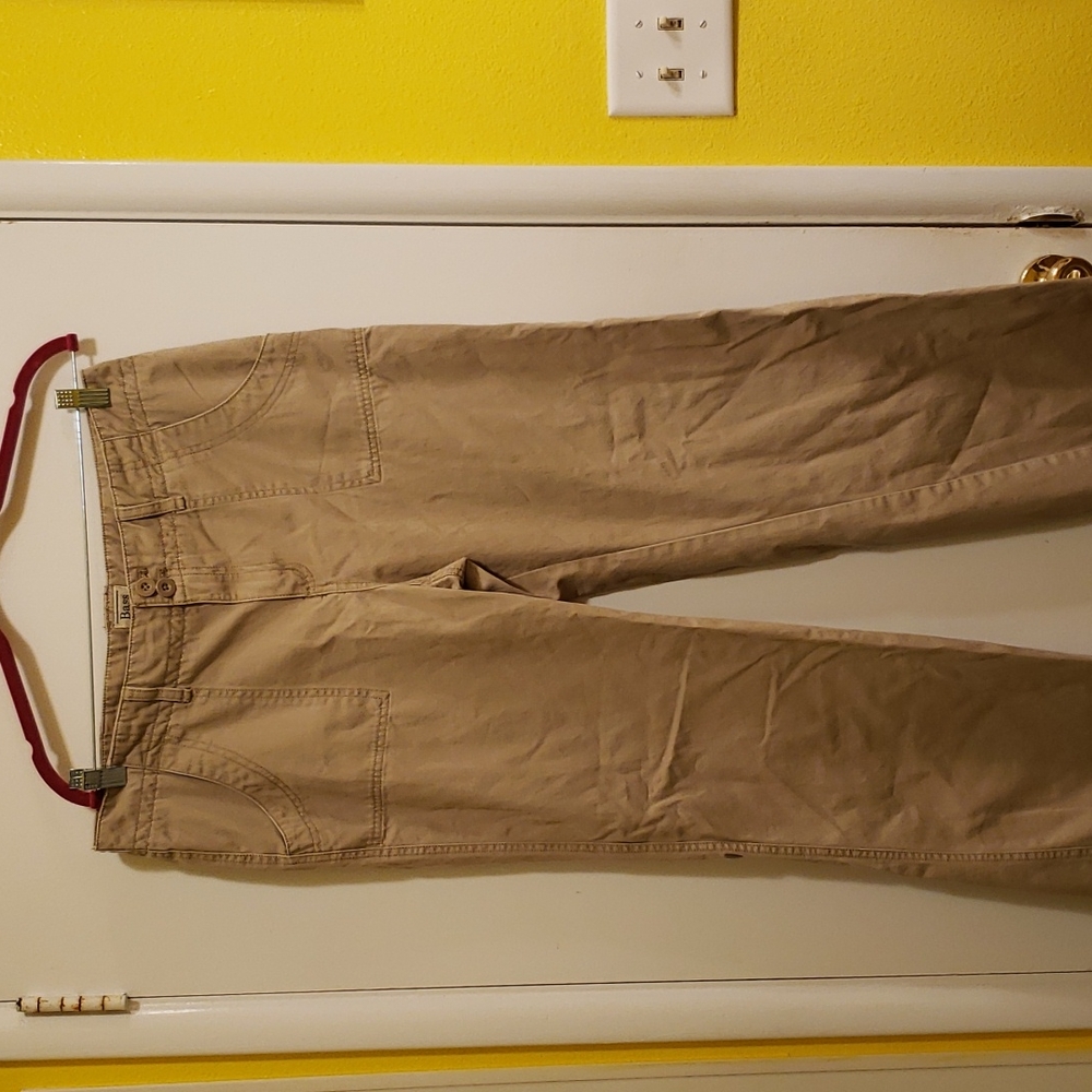 Khaki pants